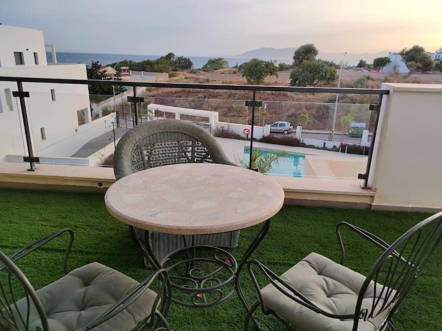 Atico Con Piscina, Golf, Vistas Al Mar Leilighet Torre de Benagalbon Eksteriør bilde