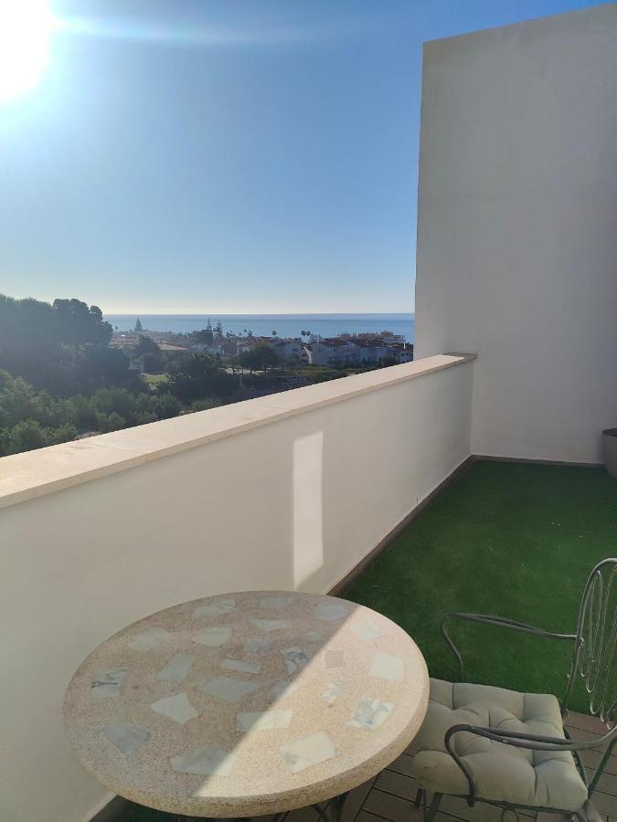 Atico Con Piscina, Golf, Vistas Al Mar Leilighet Torre de Benagalbon Eksteriør bilde
